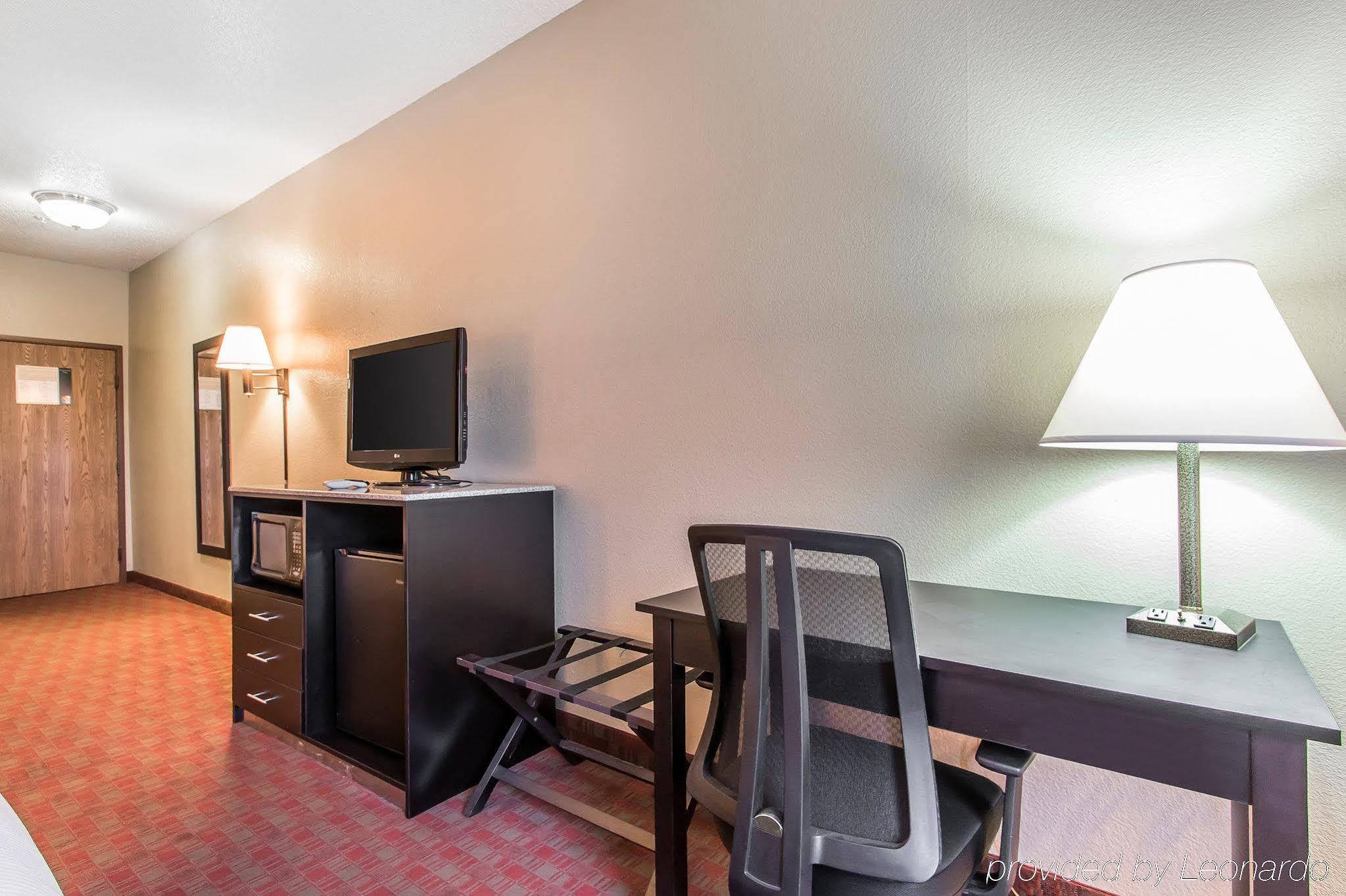 Quality Inn & Suites La Vergne Kültér fotó