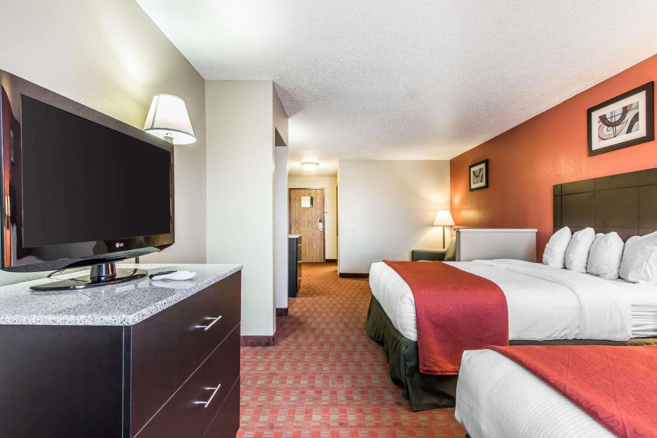 Quality Inn & Suites La Vergne Kültér fotó