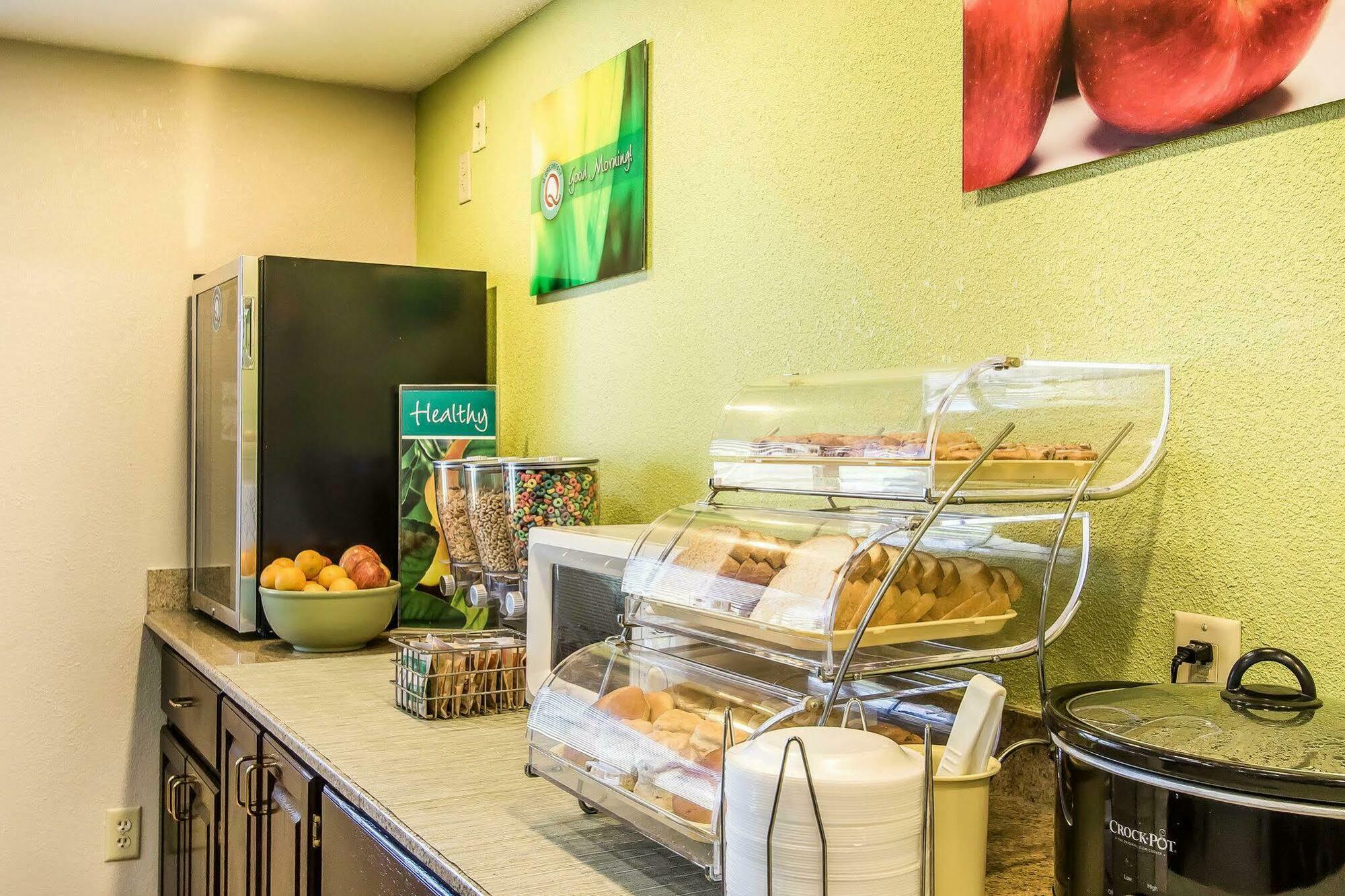 Quality Inn & Suites La Vergne Kültér fotó