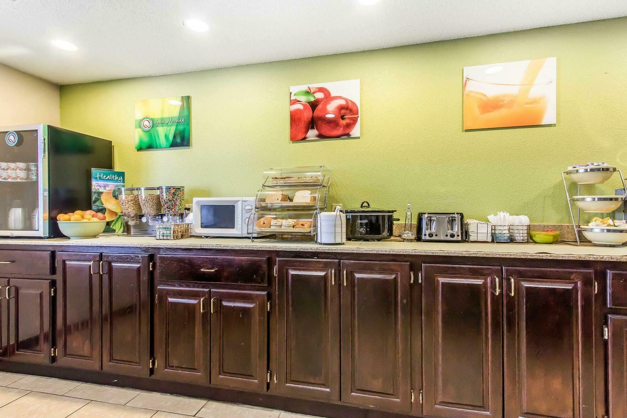 Quality Inn & Suites La Vergne Kültér fotó